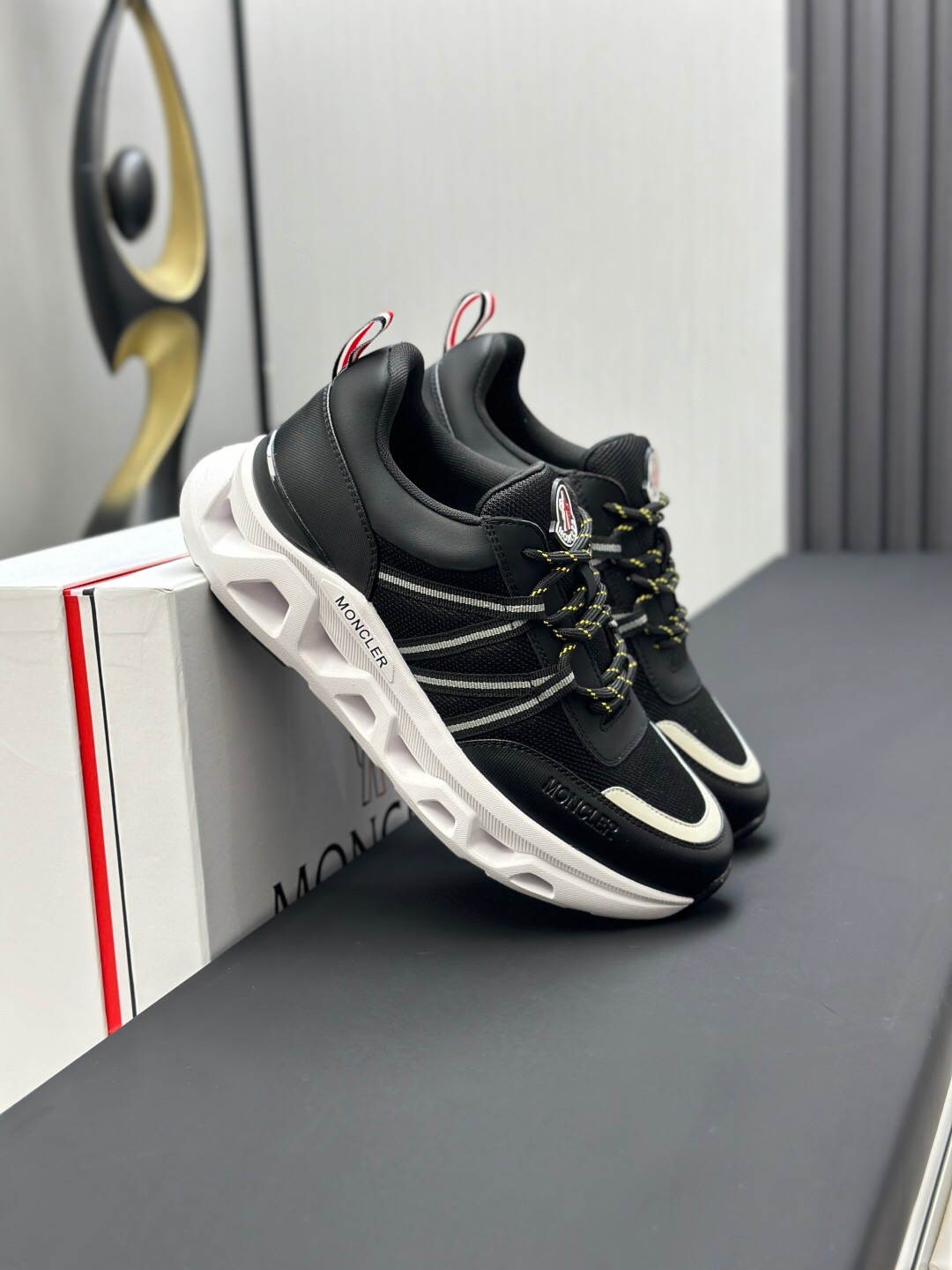 2025 Unisex Moncler Black Cordura Goretex Rubber Trailgrip GTX Trail Running Shoes KFY00390