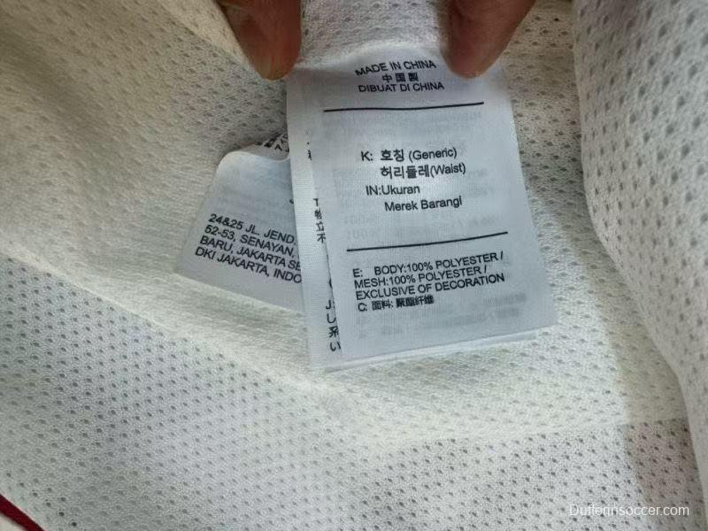 2025 NIKE White/Black Casual Jacket Windbreaker - 2 Colors