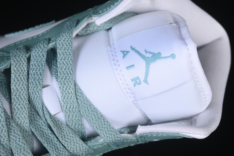 Nike Air Jordan 1 Mid Jade Smoke - BQ6472-138