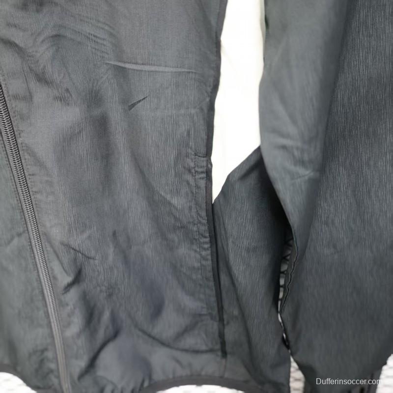 25/26 Liverpool Black Windbreaker (with Inner Lining)