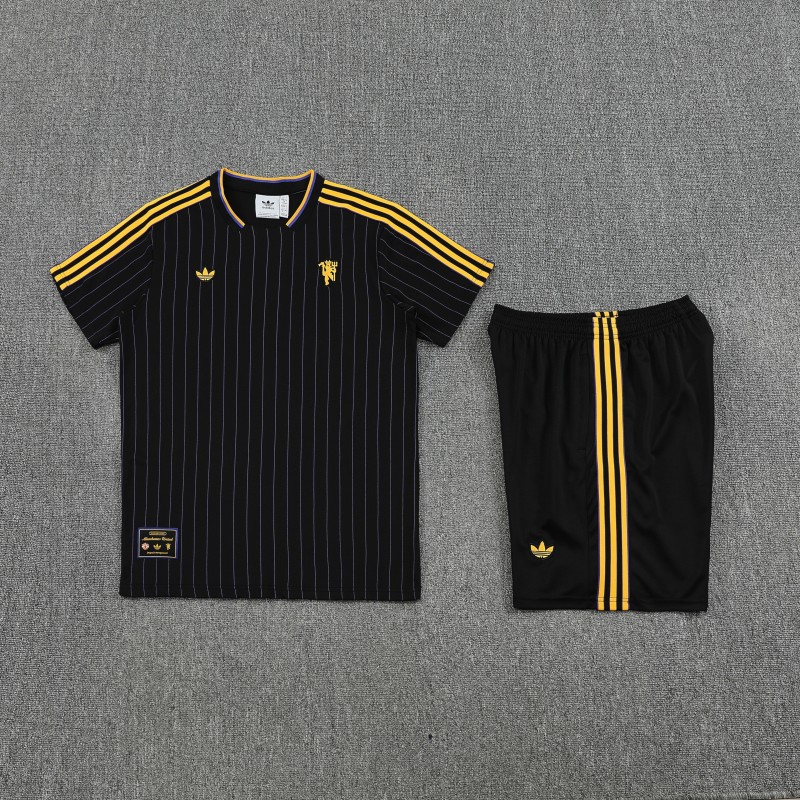 25/26 Manchester United Wine Short Sleeve Jersey+Shorts