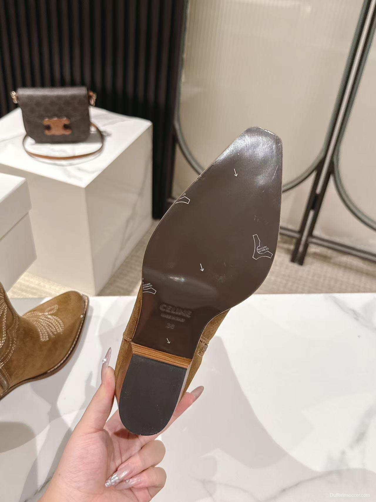 CELINE Fall/Winter 2025 Retro Fashion Ankle Boots - LY00440