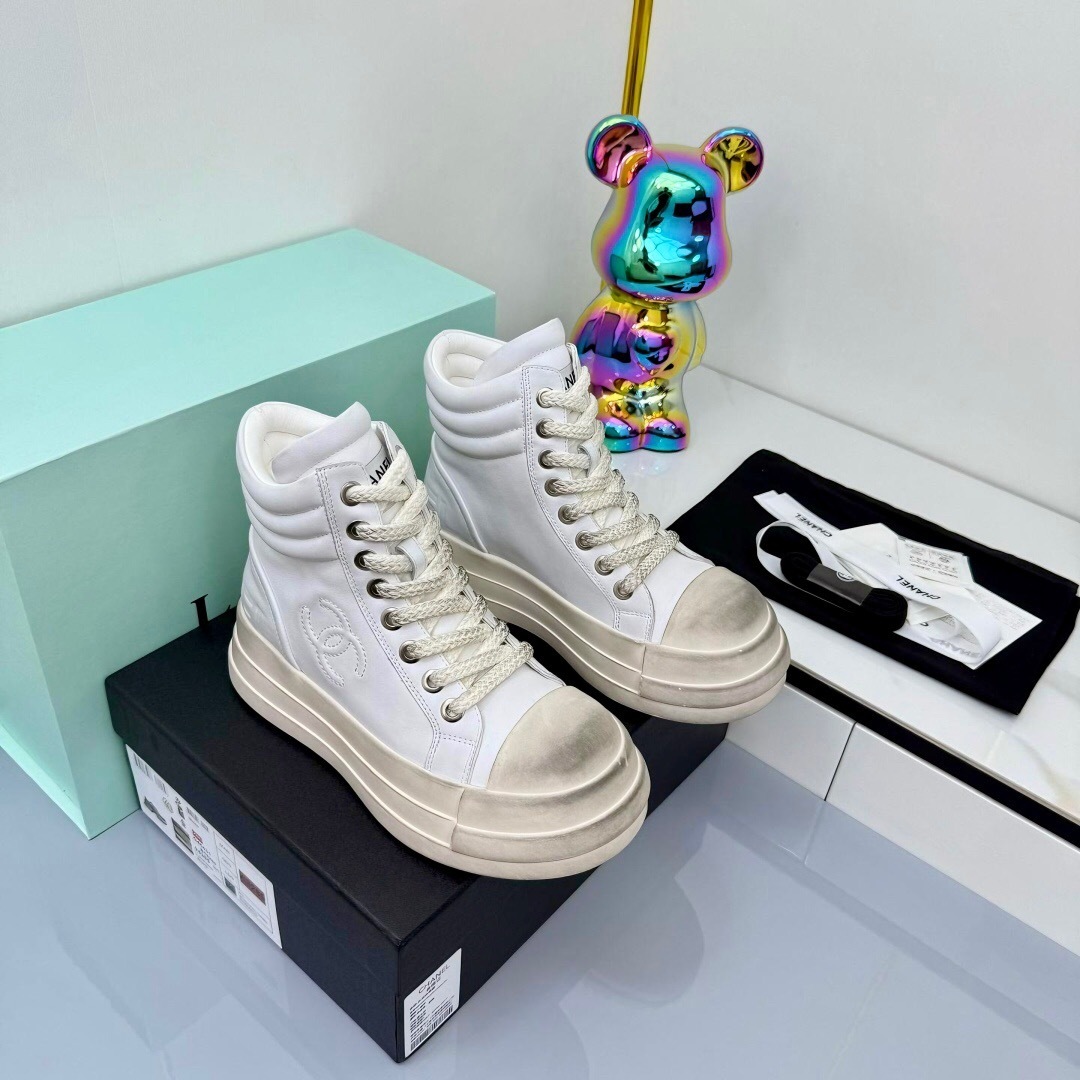 Chanel 2025 SS Short Boots Essential Autumn Winter Heavy Duty Style - LY00400