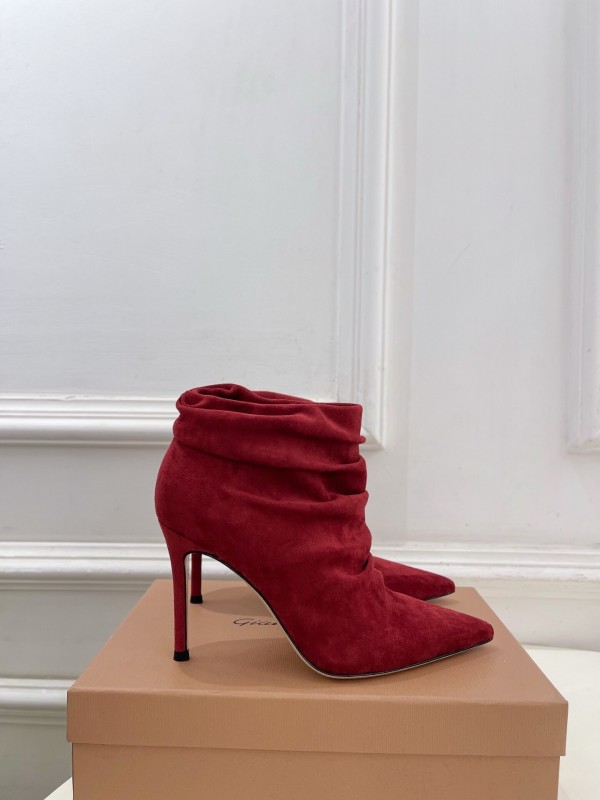 Gianvito Rossi Fall/Winter 2025 GR Pointed Toe Retro Pleated High Heel Ankle Boots - KFY00340