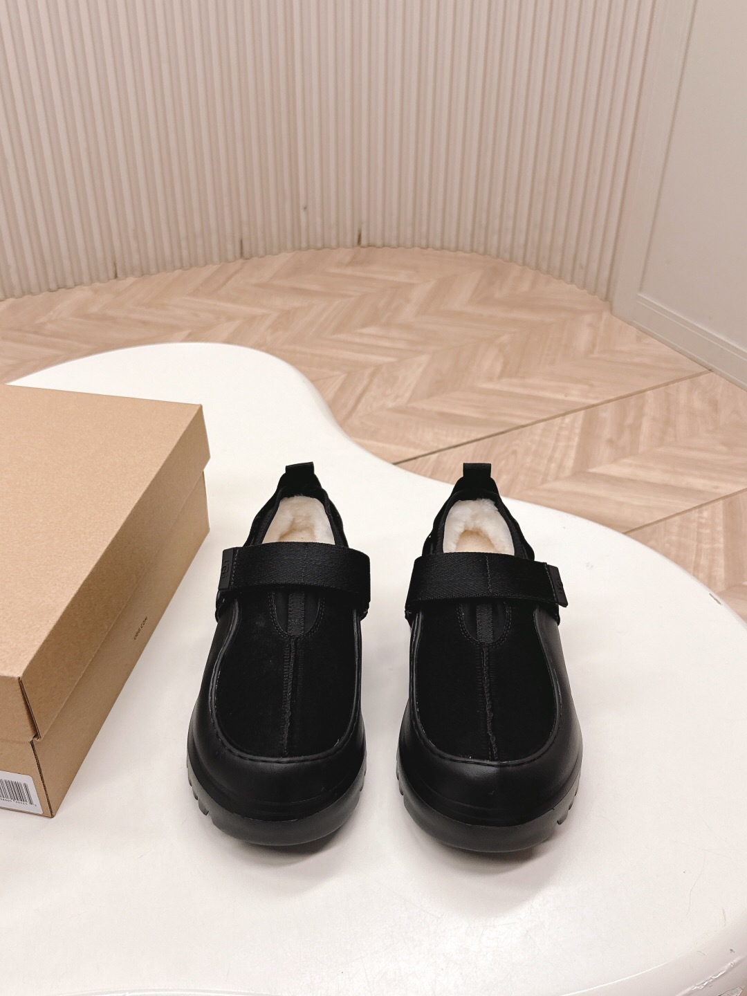 UGG 2025/SS New Wool Shoes - KFY00260