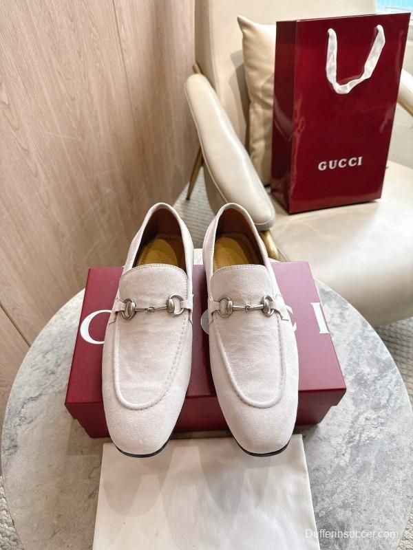 Gucci Leather Loafers with Horsebit Detail - LY00330