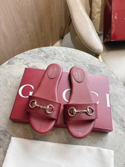 Gucci 2025/SS Leather Mule Sandals with Light Gold Hardware - 8023-3