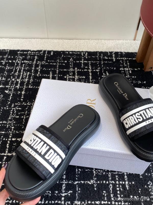 Dior Spring Summer 2025 Latest Lightweight Foam Sole Beach Sandals - KFY00260