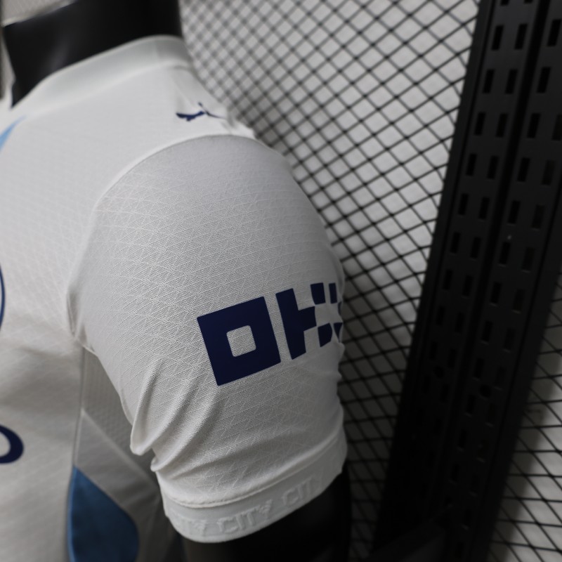 Player Version 26/27 Manchester City White with Blue Stripe Away Jersey