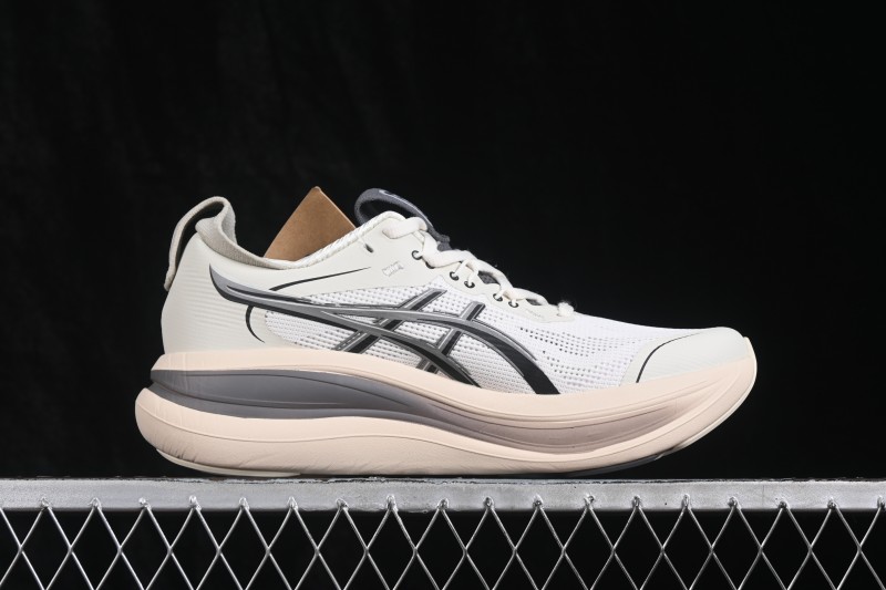 Asics Gel-Nimbus 28 Retro Breathable Cushioned Running Shoes for Men - 1011C032-100