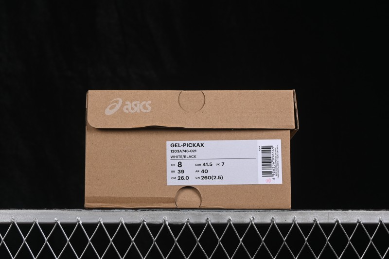 Asics Gel-Pickax Outdoor Hiking Casual Shoes for Men with Rearfoot GEL Cushioning - 1203A746-021
