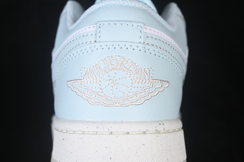 Nike Air Jordan 1 Low Retro Basketball Shoes with Classic Blue-White Colorway and Vintage Culture Design - HJ5999-400