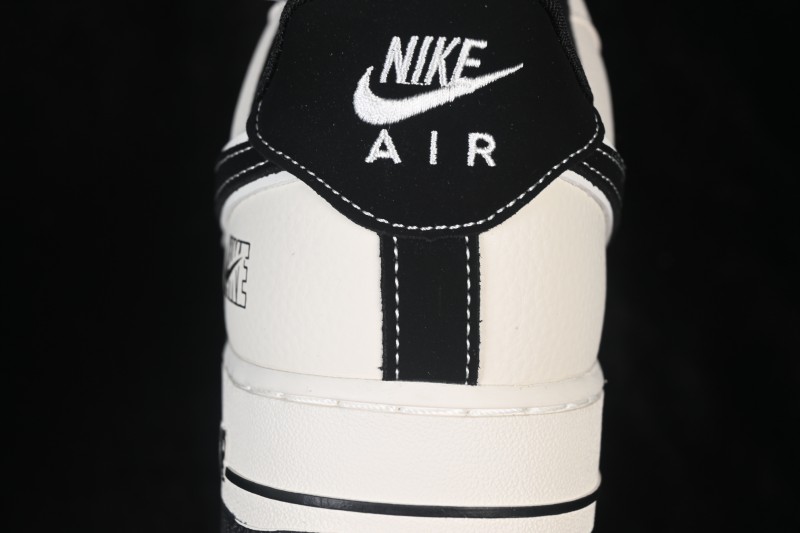 Nike Air Force 1 '07 Low Casual Sneakers with Two-Tone White and Black Design and Full-Length Air Cushion - DW8806-001