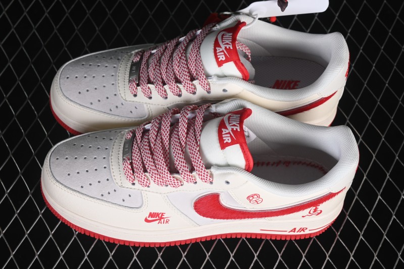 Nike Air Force 1 07 Low Classic Basketball Sneakers for Casual Wear - HT5088-626