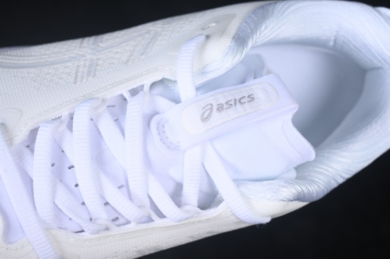 Asics Gel-Kayano 33 Running Shoes with Breathable Mesh and Professional Cushioning - 1011C167-102