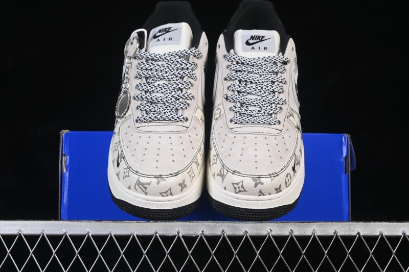 Nike Air Force 1 '07 Low Casual Sneakers with Gray and White Patterned Design - SY1388-030