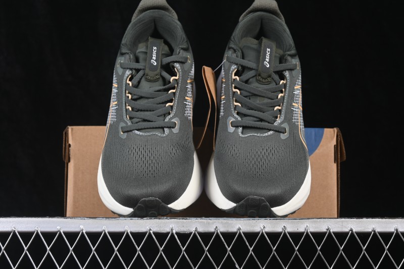 Asics Gel-Kayano 33 Running Shoes with Breathable and Cushioned Design - 1011C167-200