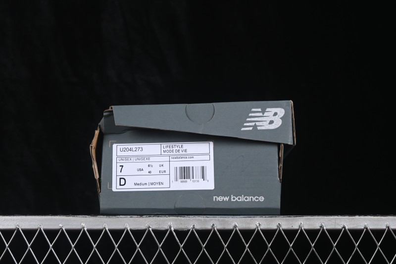 New Balance 204 Retro Casual Running Shoes with Breathable Mesh Upper - U204L273