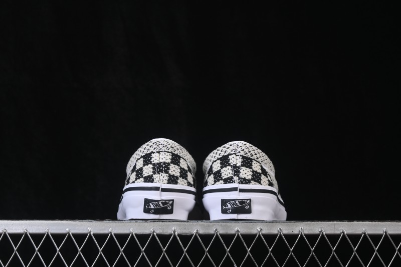 Vans LX Classic Slip-On 98 Low-Top Casual Skate Shoes - VN000EG11KP