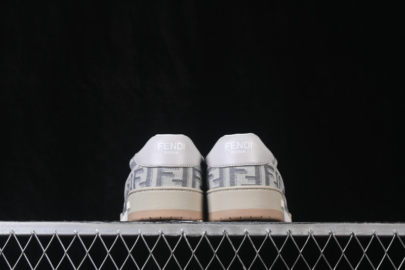 Fendi Match Round Toe Thick Sole Low-Top Casual Sneakers - AHH2F1FHS