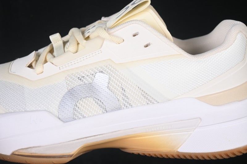 On The Roger Pro Fire Clay Comfortable Anti-Slip Wear-Resistant Low-Top Casual Running Shoes - 3WF30031217