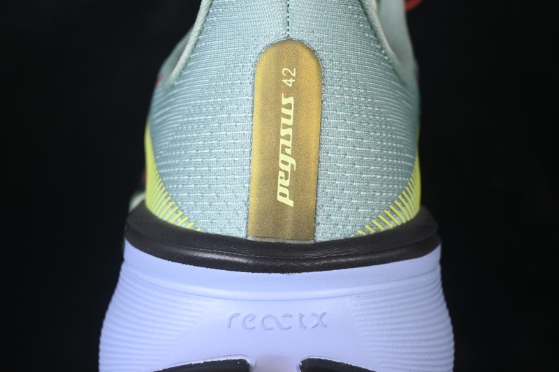 Nike Air Zoom Pegasus 42 Breathable Lightweight Durable Running Shoes - IW1247-099