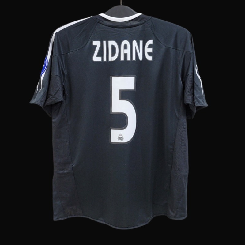 Retro 04/05 Real Madrid Third Black Jersey