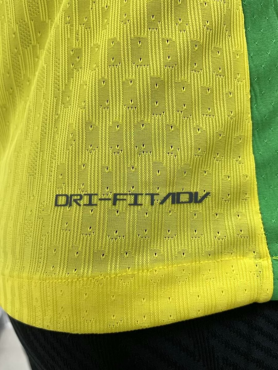 Player Version 2025 Brazil Home Long Sleeve Jersey