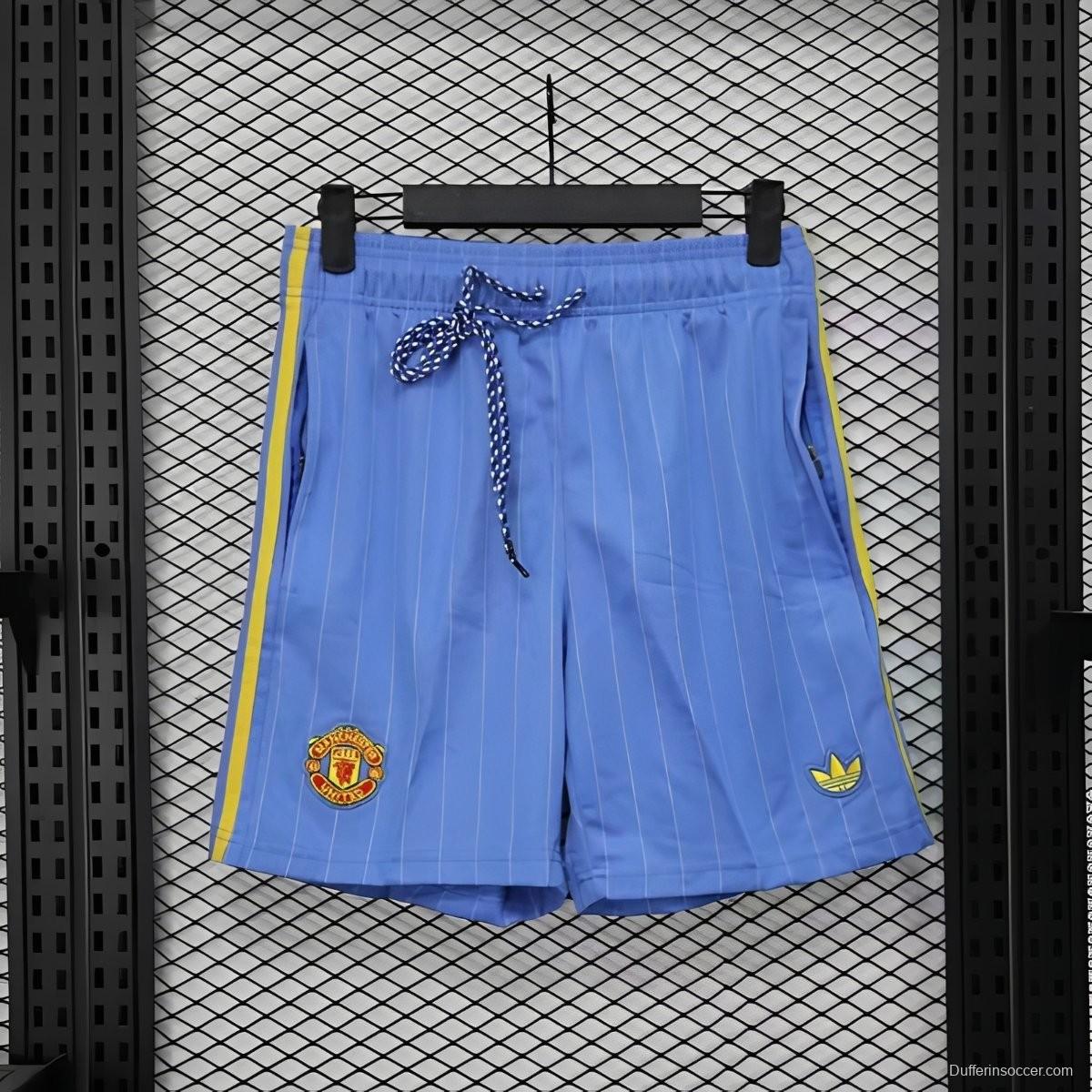 Retro Player Version  1990/91 Manchester United Third Sky Blue with Pinstripe Pattern Shorts